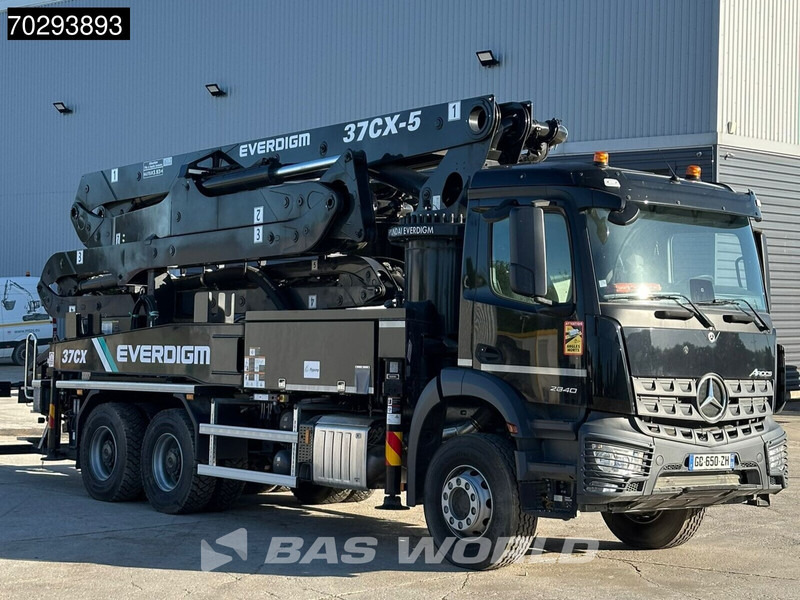 Mercedes-Benz Arocs 2840 Arocs 6X4 NEW! Everdigm 37CX-5 concrete pump Steel Suspension Automatic Euro 6 - Betonpumpa: 3 kép. Mercedes-Benz Arocs 2840 Arocs 6X4 NEW! Everdigm 37CX-5 concrete pump Steel Suspension Automatic Euro 6 - Betonpumpa: 3 kép.