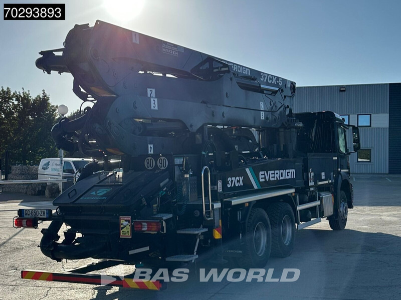 Mercedes-Benz Arocs 2840 Arocs 6X4 NEW! Everdigm 37CX-5 concrete pump Steel Suspension Automatic Euro 6 - Betonpumpa: 5 kép. Mercedes-Benz Arocs 2840 Arocs 6X4 NEW! Everdigm 37CX-5 concrete pump Steel Suspension Automatic Euro 6 - Betonpumpa: 5 kép.