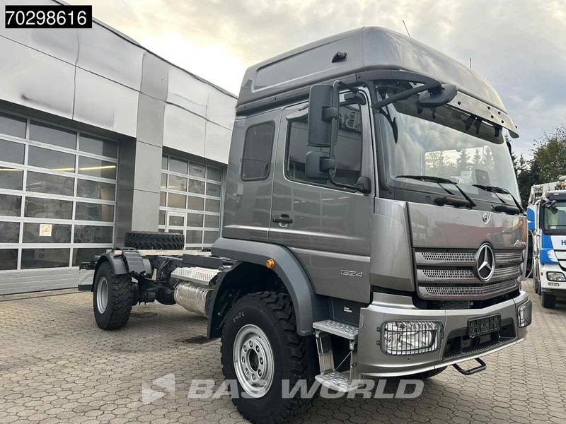 Mercedes-Benz Atego 1324 4X4 NEW 4x4 chassis Automatic Steelsuspension Euro 6 - Alvaz teherautó: 3 kép. Mercedes-Benz Atego 1324 4X4 NEW 4x4 chassis Automatic Steelsuspension Euro 6 - Alvaz teherautó: 3 kép.
