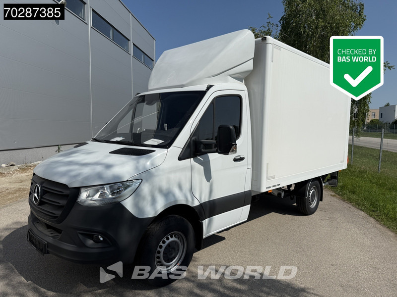 Mercedes-Benz Sprinter 317 CDI Laadklep Zijdeur Bakwagen Airco Cruise MBUX CarPlay D'Hollandia Euro6 Meubelbak Koffer 15m3 A/C Cruise control - Dobozos kisteherautó: 1 kép. Mercedes-Benz Sprinter 317 CDI Laadklep Zijdeur Bakwagen Airco Cruise MBUX CarPlay D'Hollandia Euro6 Meubelbak Koffer 15m3 A/C Cruise control - Dobozos kisteherautó: 1 kép.