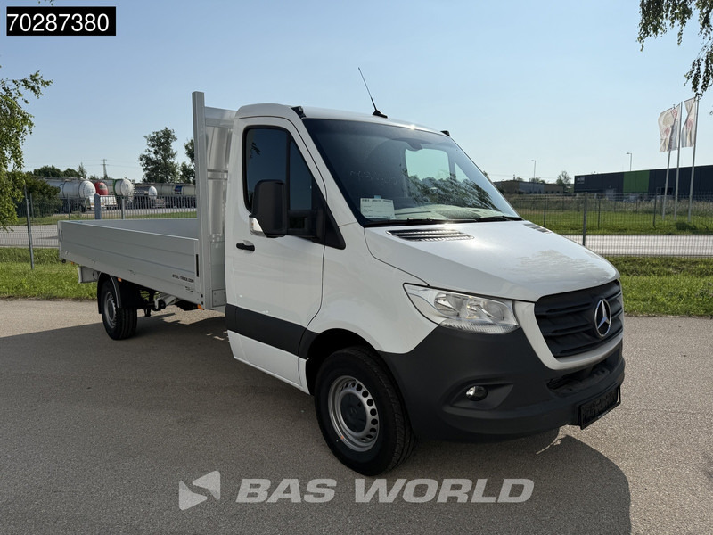 Mercedes-Benz Sprinter 317 CDI Open Laadbak Airco Cruise MBUX CarPlay Euro6 Pritsche Pickup Open Box A/C Cruise control - Platós kisteherautó: 3 kép. Mercedes-Benz Sprinter 317 CDI Open Laadbak Airco Cruise MBUX CarPlay Euro6 Pritsche Pickup Open Box A/C Cruise control - Platós kisteherautó: 3 kép.