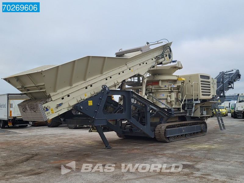 Metso LT 300HP - Törőgép: 2 kép. Metso LT 300HP - Törőgép: 2 kép.
