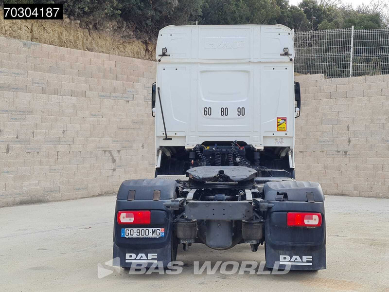 Nyergesvontató DAF XF 530 4X2 Retarder Hydraulik: 9 kép. Nyergesvontató DAF XF 530 4X2 Retarder Hydraulik: 9 kép.