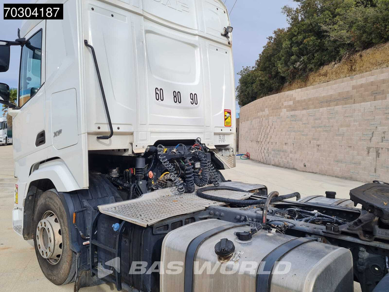 Nyergesvontató DAF XF 530 4X2 Retarder Hydraulik: 12 kép. Nyergesvontató DAF XF 530 4X2 Retarder Hydraulik: 12 kép.