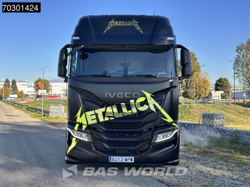 Iveco S-Way 460 4X2 Metallica Edition! LNG Full-Air Retarder 2xTanks Standklima Euro 6 - Nyergesvontató: 3 kép. Iveco S-Way 460 4X2 Metallica Edition! LNG Full-Air Retarder 2xTanks Standklima Euro 6 - Nyergesvontató: 3 kép.