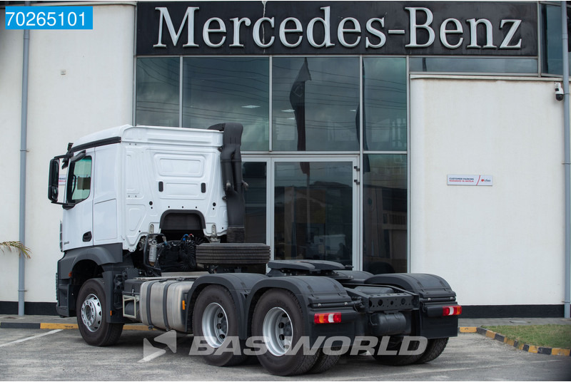 Mercedes-Benz Actros 2642 6X4 NEW! RHD 2x Tanks Euro 3 - Nyergesvontató: 2 kép. Mercedes-Benz Actros 2642 6X4 NEW! RHD 2x Tanks Euro 3 - Nyergesvontató: 2 kép.