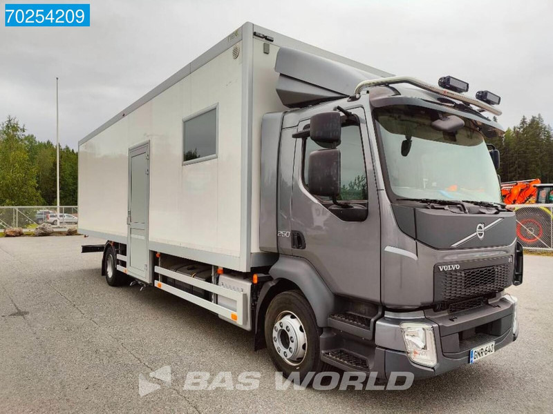 Volvo FL 250 4X2 Like NEW! Exhibition truck EURO 6 - Dobozos felépítményű teherautó: 3 kép. Volvo FL 250 4X2 Like NEW! Exhibition truck EURO 6 - Dobozos felépítményű teherautó: 3 kép.