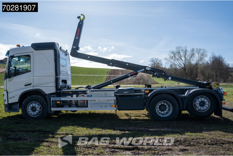 Volvo FM 500 6X2 21 Tonnes Hiab VLT21s59 Liftachse Euro 6 - Horgos rakodó teherautó: 3 kép. Volvo FM 500 6X2 21 Tonnes Hiab VLT21s59 Liftachse Euro 6 - Horgos rakodó teherautó: 3 kép.
