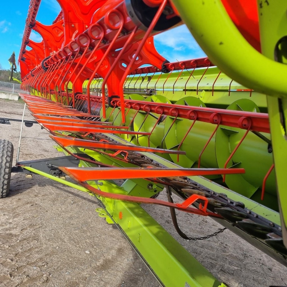 Claas Lexion 660 + claas vario 750  lízing Claas Lexion 660 + claas vario 750: 15 kép.
