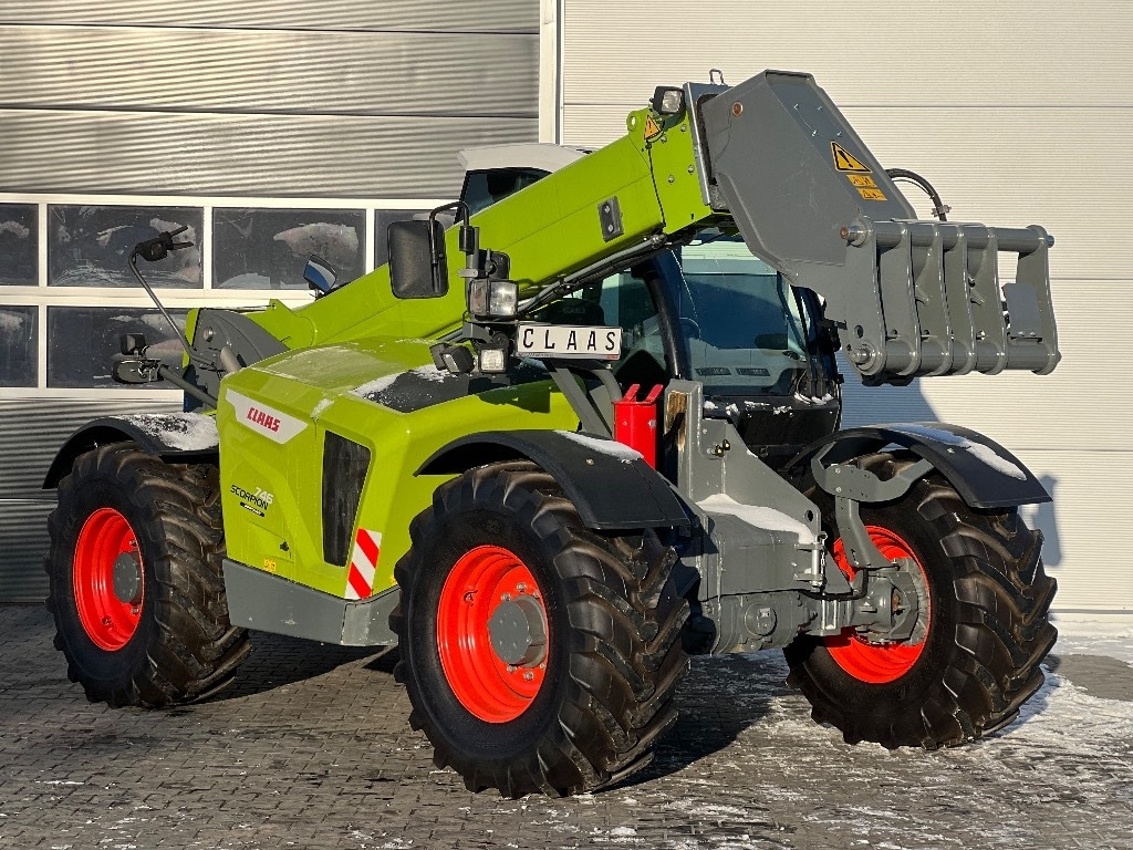 Claas Scorpion 746 VP - Teleszkópos rakodó: 1 kép. Claas Scorpion 746 VP - Teleszkópos rakodó: 1 kép.