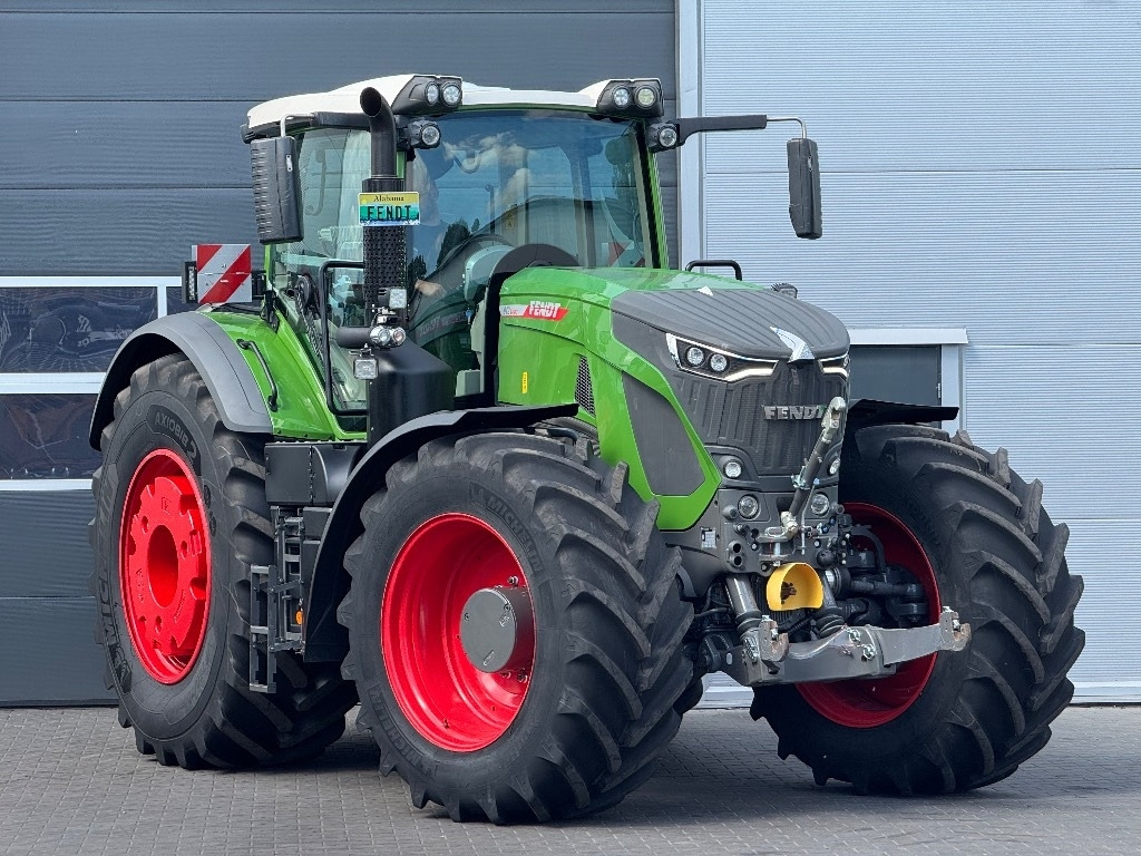 Fendt 942 Gen6 Profi Plus - Traktor: 1 kép. Fendt 942 Gen6 Profi Plus - Traktor: 1 kép.