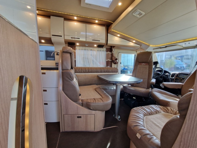 Carthago C-Tourer I 148 LE - Integrált lakóautó: 5 kép. Carthago C-Tourer I 148 LE - Integrált lakóautó: 5 kép.