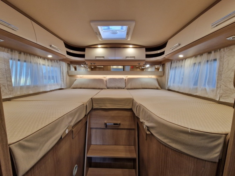 Új Integrált lakóautó Carthago C1 Tourer Edition+ I 149 RB-LE: 12 kép. Új Integrált lakóautó Carthago C1 Tourer Edition+ I 149 RB-LE: 12 kép.