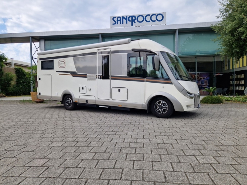 Carthago Chic C Line I 4.9 LE/L - Integrált lakóautó: 1 kép. Carthago Chic C Line I 4.9 LE/L - Integrált lakóautó: 1 kép.