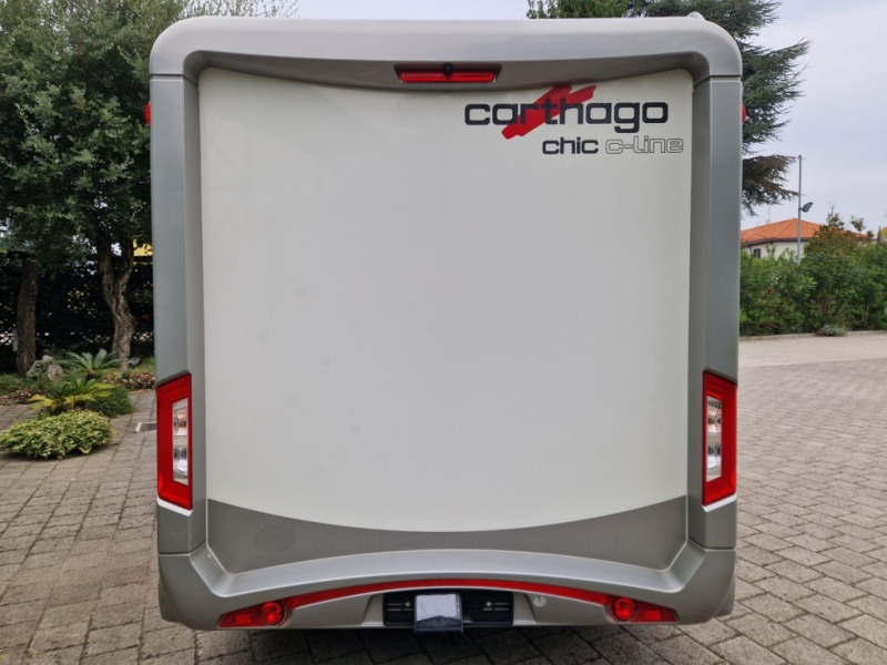 Carthago Chic C-Line T 4.3 - Félintegrált lakóautó: 4 kép. Carthago Chic C-Line T 4.3 - Félintegrált lakóautó: 4 kép.