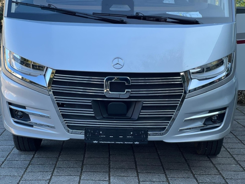 Carthago Chic E-Line I 64 XL QB Mercedes - Integrált lakóautó: 3 kép. Carthago Chic E-Line I 64 XL QB Mercedes - Integrált lakóautó: 3 kép.