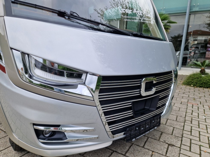 Carthago Liner For Two I 53 - Integrált lakóautó: 4 kép. Carthago Liner For Two I 53 - Integrált lakóautó: 4 kép.