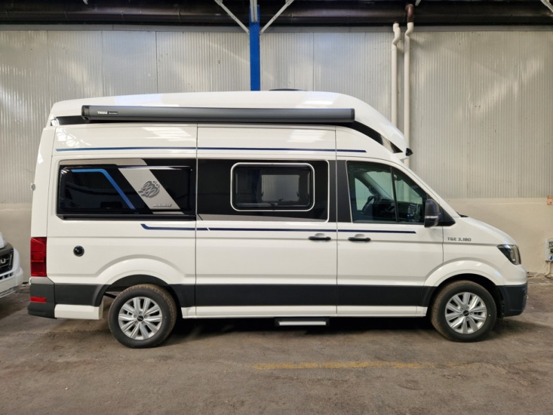 Knaus Boxdrive 600 XL - Kempingautó: 2 kép. Knaus Boxdrive 600 XL - Kempingautó: 2 kép.