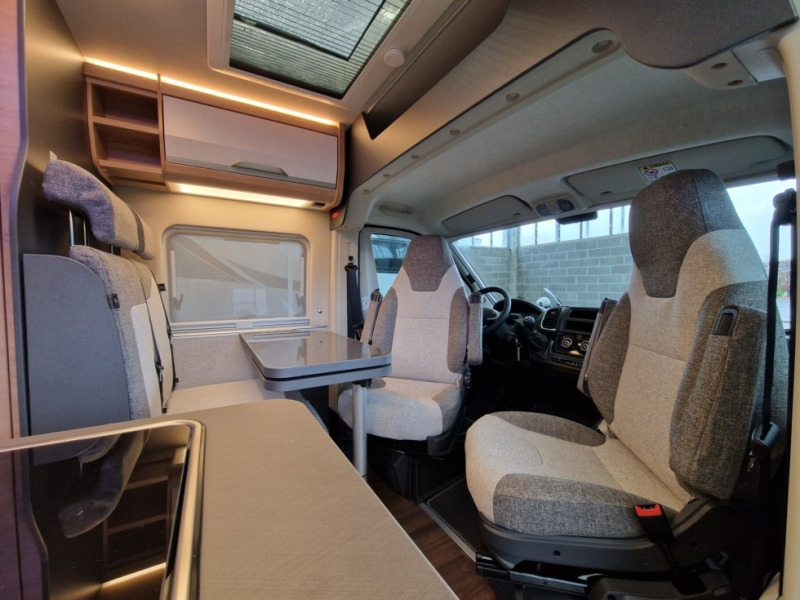Knaus Boxlife Pro 540 Road - Kempingautó: 4 kép. Knaus Boxlife Pro 540 Road - Kempingautó: 4 kép.