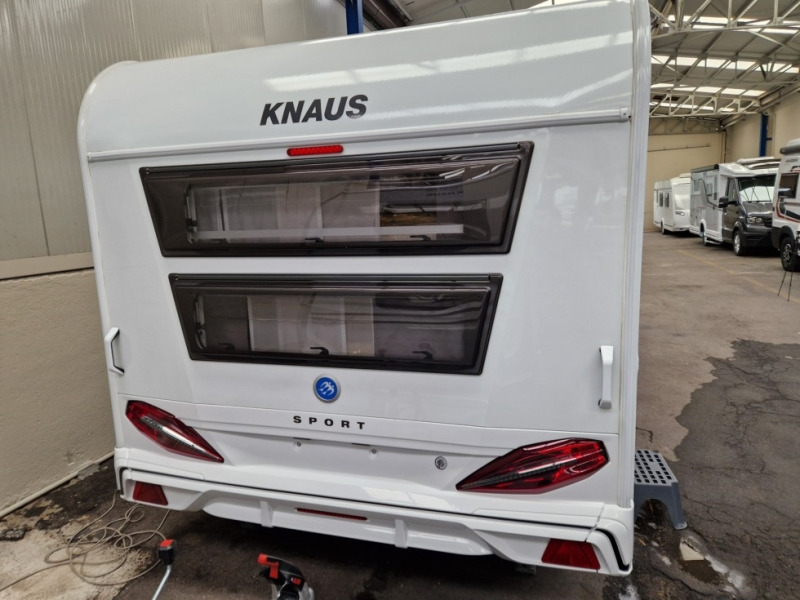 Knaus Sport 540 FDK - Lakókocsi: 3 kép. Knaus Sport 540 FDK - Lakókocsi: 3 kép.