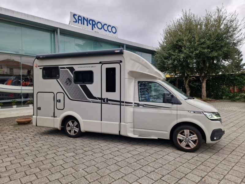 Knaus Tourer Van 500 MQ - Integrált lakóautó: 2 kép. Knaus Tourer Van 500 MQ - Integrált lakóautó: 2 kép.
