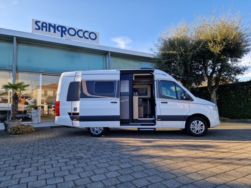 Malibu Genius 641 LE - Kempingautó: 2 kép. Malibu Genius 641 LE - Kempingautó: 2 kép.