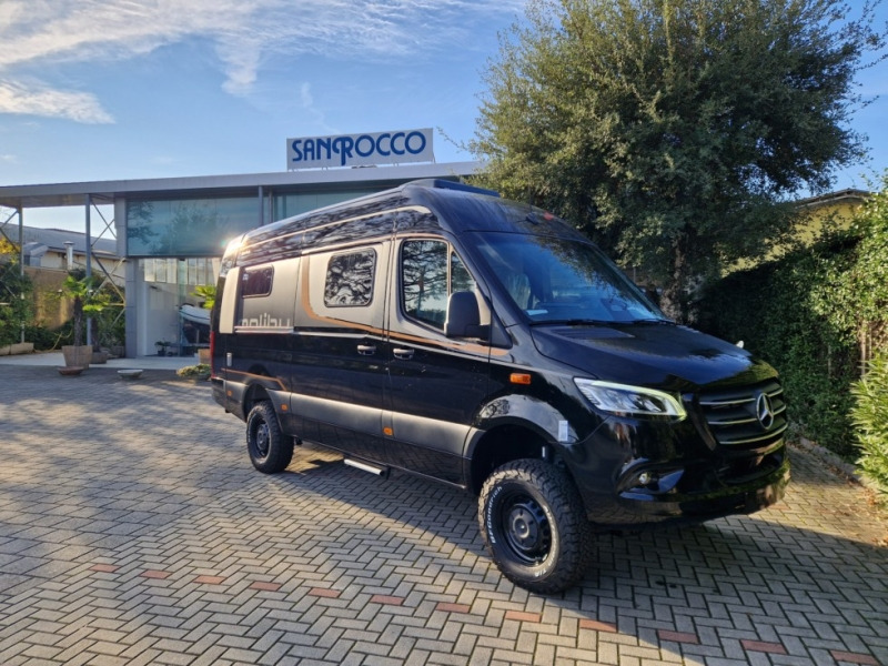 Malibu Genius 641 LE - Kempingautó: 3 kép. Malibu Genius 641 LE - Kempingautó: 3 kép.