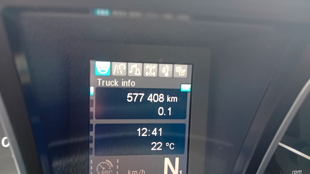 Nyergesvontató Mercedes-Benz ADR Actros 1843: 6 kép. Nyergesvontató Mercedes-Benz ADR Actros 1843: 6 kép.