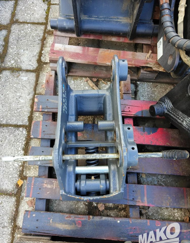 Új Adapterek - Építőipari gépek NOWE Szybkozłącze mechaniczne Miller fi 45: 6 kép.