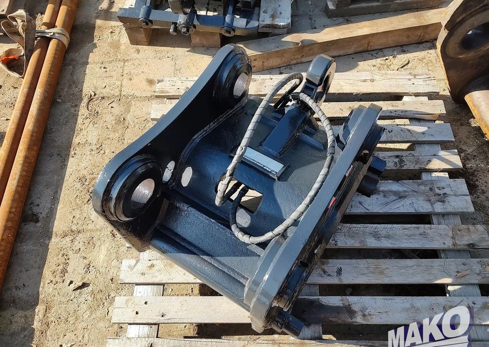 Szybkozłącze hydrauliczne Verachtert CW30 CW40 CW20 - Adapterek - Építőipari gépek: 3 kép. Szybkozłącze hydrauliczne Verachtert CW30 CW40 CW20 - Adapterek - Építőipari gépek: 3 kép.