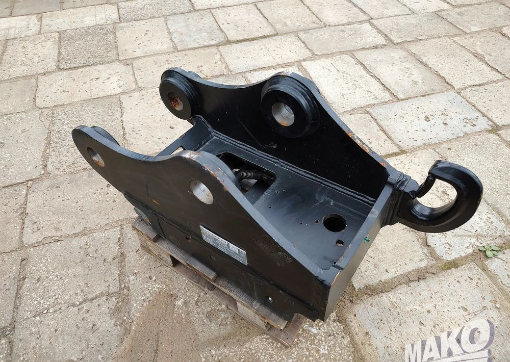 Szybkozłącze mechaniczne Kinshofer S45 - Adapterek - Építőipari gépek: 1 kép. Szybkozłącze mechaniczne Kinshofer S45 - Adapterek - Építőipari gépek: 1 kép.