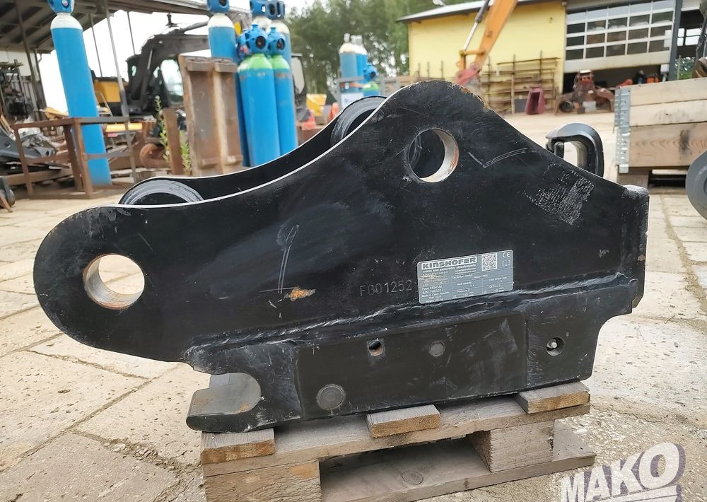 Szybkozłącze mechaniczne Kinshofer S45 - Adapterek - Építőipari gépek: 2 kép. Szybkozłącze mechaniczne Kinshofer S45 - Adapterek - Építőipari gépek: 2 kép.