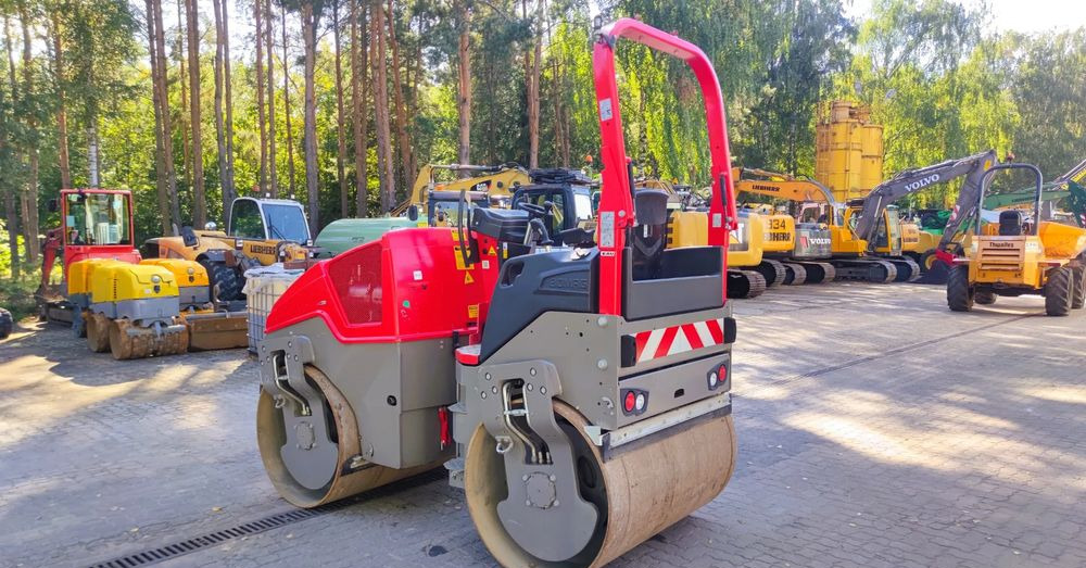 Bomag BW 138 AD - Henger: 5 kép. Bomag BW 138 AD - Henger: 5 kép.
