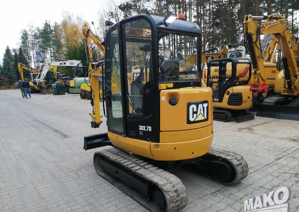 Caterpillar 302.7 D CR - Lánctalpas kotró: 3 kép. Caterpillar 302.7 D CR - Lánctalpas kotró: 3 kép.