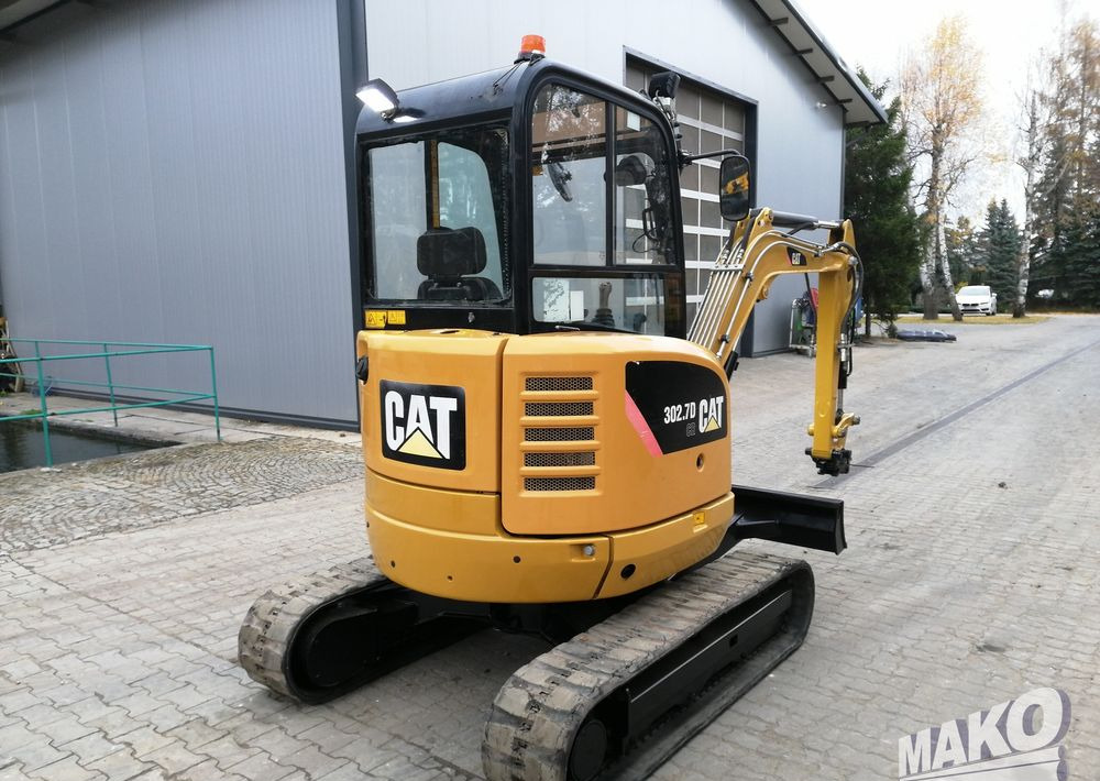 Caterpillar 302.7 D CR - Lánctalpas kotró: 5 kép. Caterpillar 302.7 D CR - Lánctalpas kotró: 5 kép.