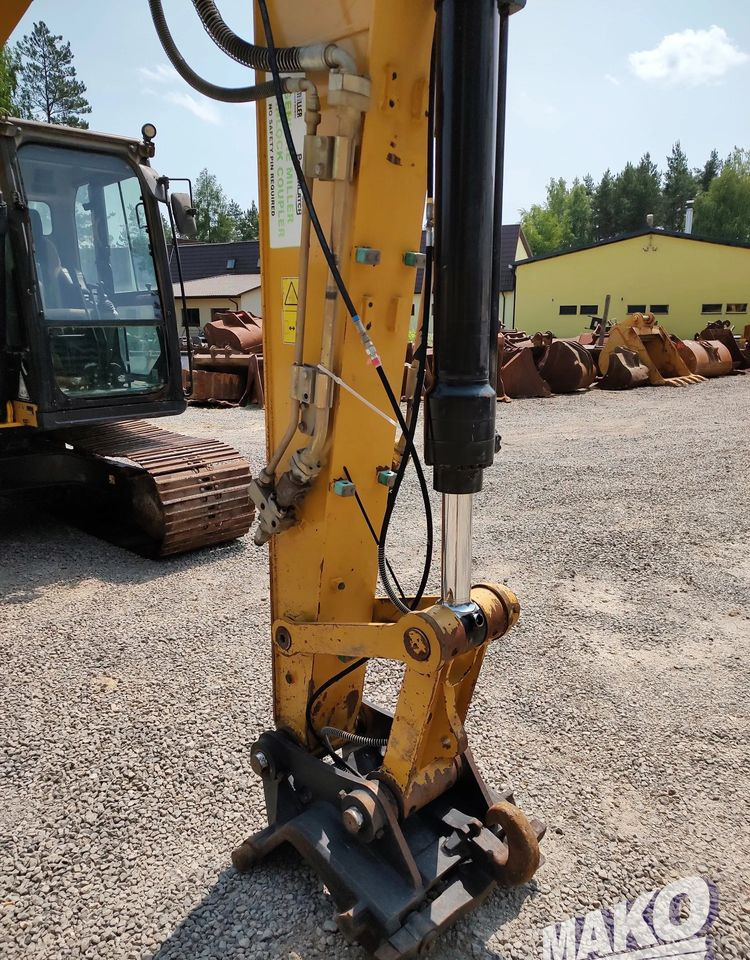 Lánctalpas kotró Caterpillar 312 E: 9 kép.