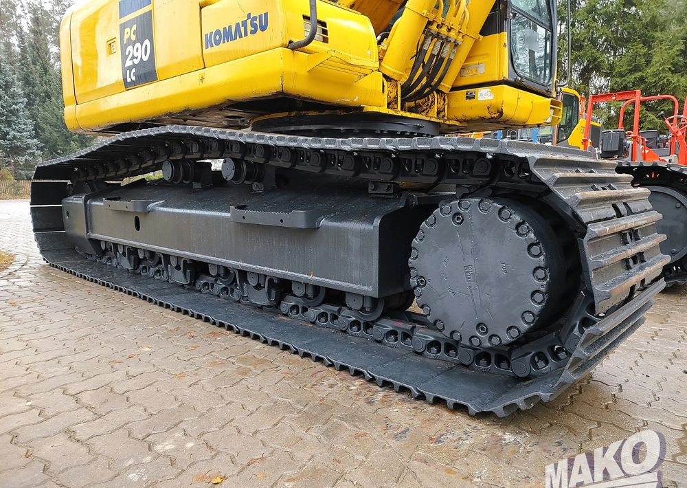 Lánctalpas kotró Komatsu PC290LC-10: 8 kép. Lánctalpas kotró Komatsu PC290LC-10: 8 kép.