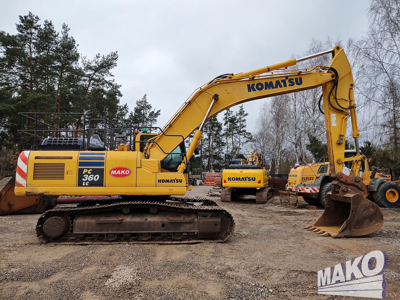 Komatsu PC360 LC-11 - Lánctalpas kotró: 5 kép. Komatsu PC360 LC-11 - Lánctalpas kotró: 5 kép.