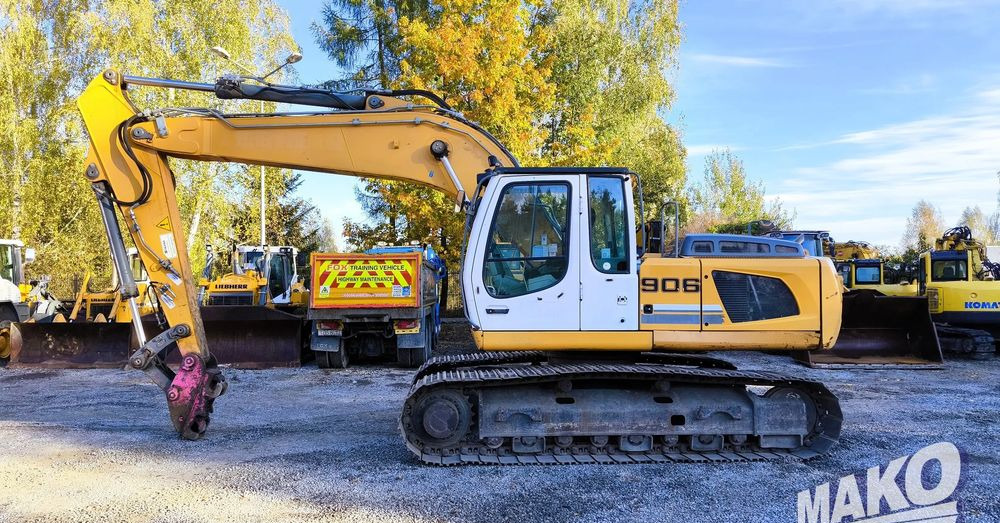 Liebherr R906 LC Litronic - Lánctalpas kotró: 1 kép. Liebherr R906 LC Litronic - Lánctalpas kotró: 1 kép.