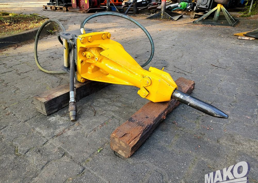 Młot hydrauliczny Atlas Copco Epiroc SB 102 80kg do koparki - Hidraulikus törőfej - Kotrógép: 1 kép. Młot hydrauliczny Atlas Copco Epiroc SB 102 80kg do koparki - Hidraulikus törőfej - Kotrógép: 1 kép.