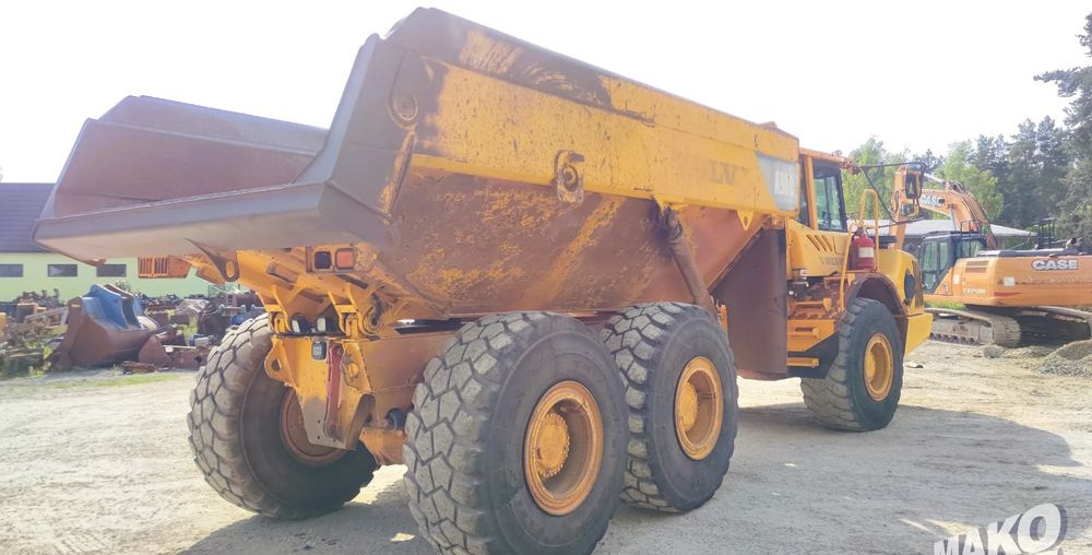 Volvo A30D - Dömper: 5 kép. Volvo A30D - Dömper: 5 kép.