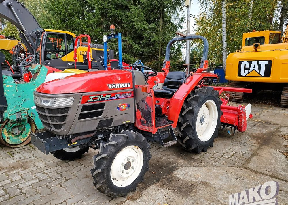 Yanmar US328 - Traktor: 1 kép. Yanmar US328 - Traktor: 1 kép.