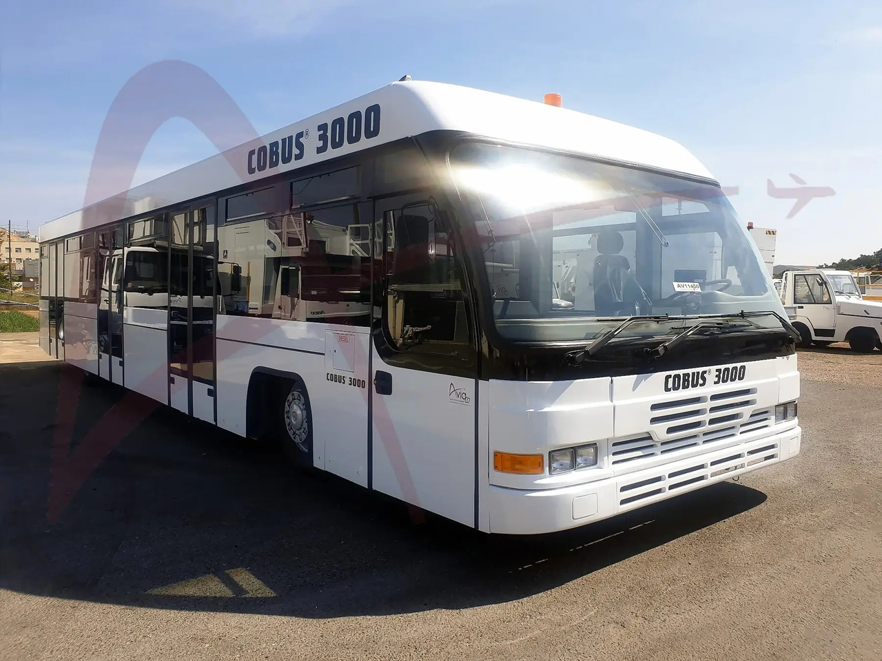 CONTRAC COBUS 3000 - Reptéri busz: 1 kép. CONTRAC COBUS 3000 - Reptéri busz: 1 kép.