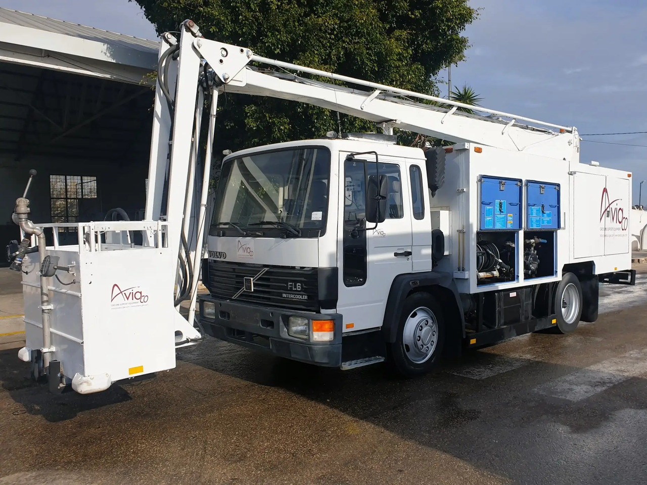 FMC SMD-1200 - Repülőgép jégtelenítő: 4 kép. FMC SMD-1200 - Repülőgép jégtelenítő: 4 kép.