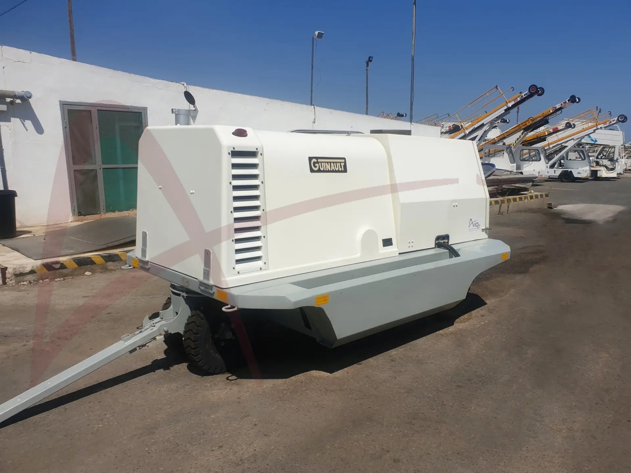 GUINAULT GA120V18D2100 - Földi áramforrás: 1 kép. GUINAULT GA120V18D2100 - Földi áramforrás: 1 kép.