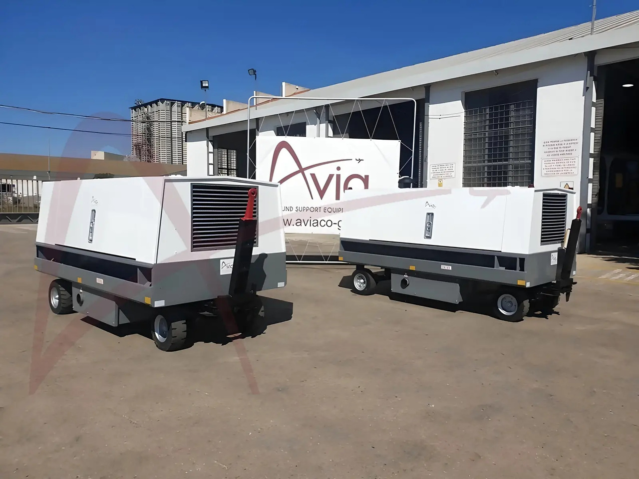 HITZINGER 90MDI1 28 - Földi áramforrás: 4 kép. HITZINGER 90MDI1 28 - Földi áramforrás: 4 kép.