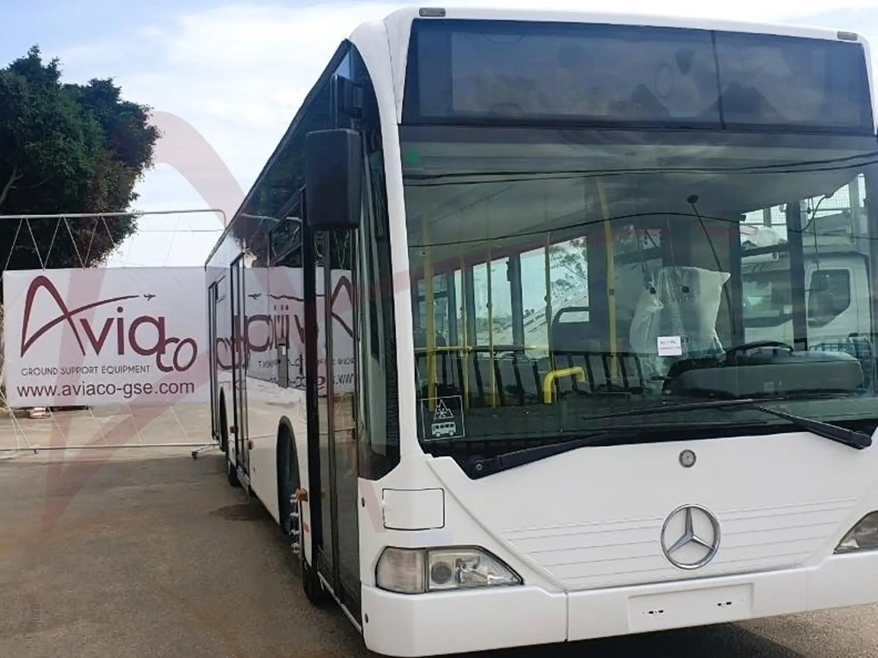 MERCEDES BENZ CITARO - Reptéri busz: 1 kép. MERCEDES BENZ CITARO - Reptéri busz: 1 kép.