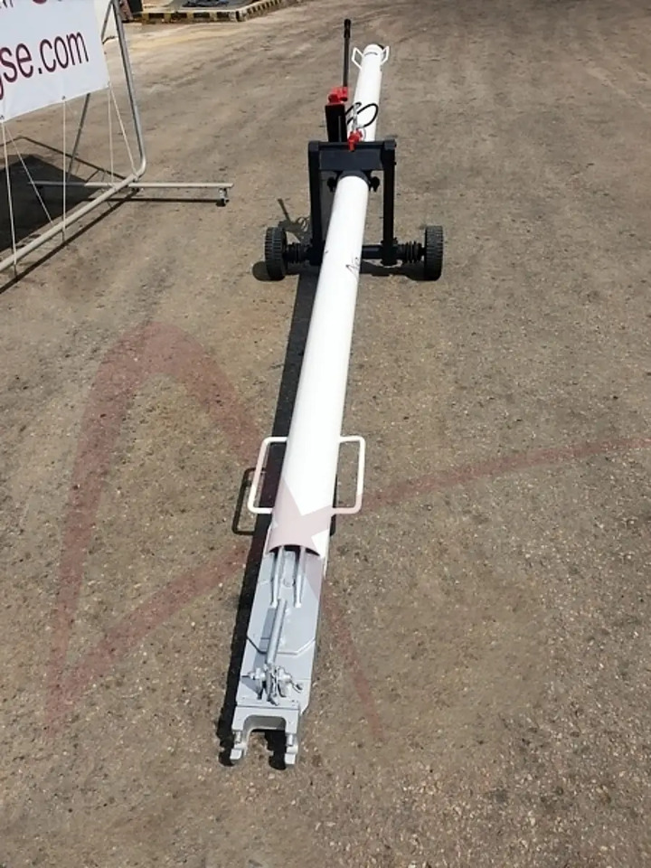 FLADUNG FSST EMB170 - Repülőtéri jármű: 3 kép. FLADUNG FSST EMB170 - Repülőtéri jármű: 3 kép.