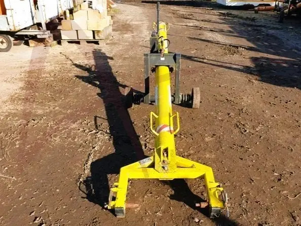 FLADUNG FSST SAAB2000 - Repülőtéri jármű: 3 kép. FLADUNG FSST SAAB2000 - Repülőtéri jármű: 3 kép.