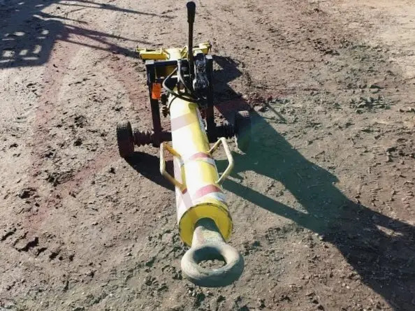 FLADUNG FSST SAAB2000 - Repülőtéri jármű: 2 kép. FLADUNG FSST SAAB2000 - Repülőtéri jármű: 2 kép.